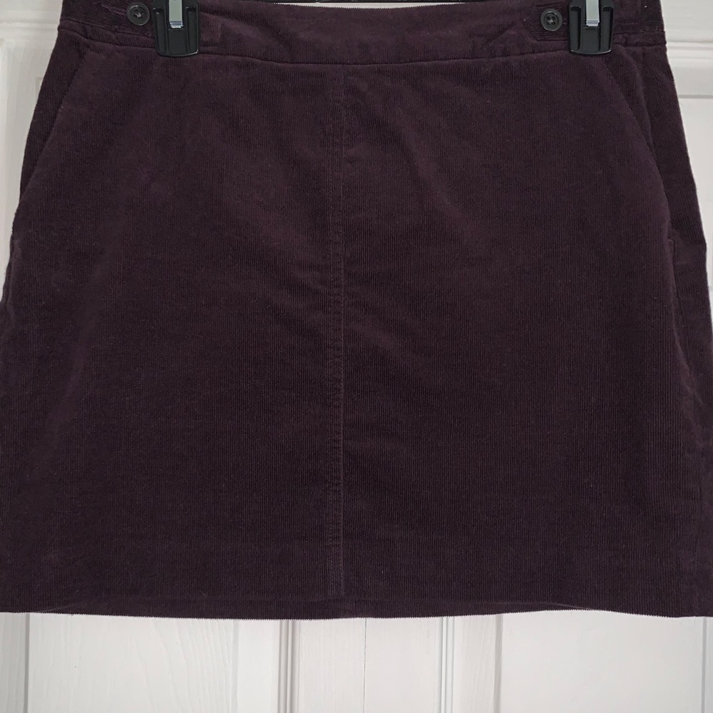 Corduroy skirt